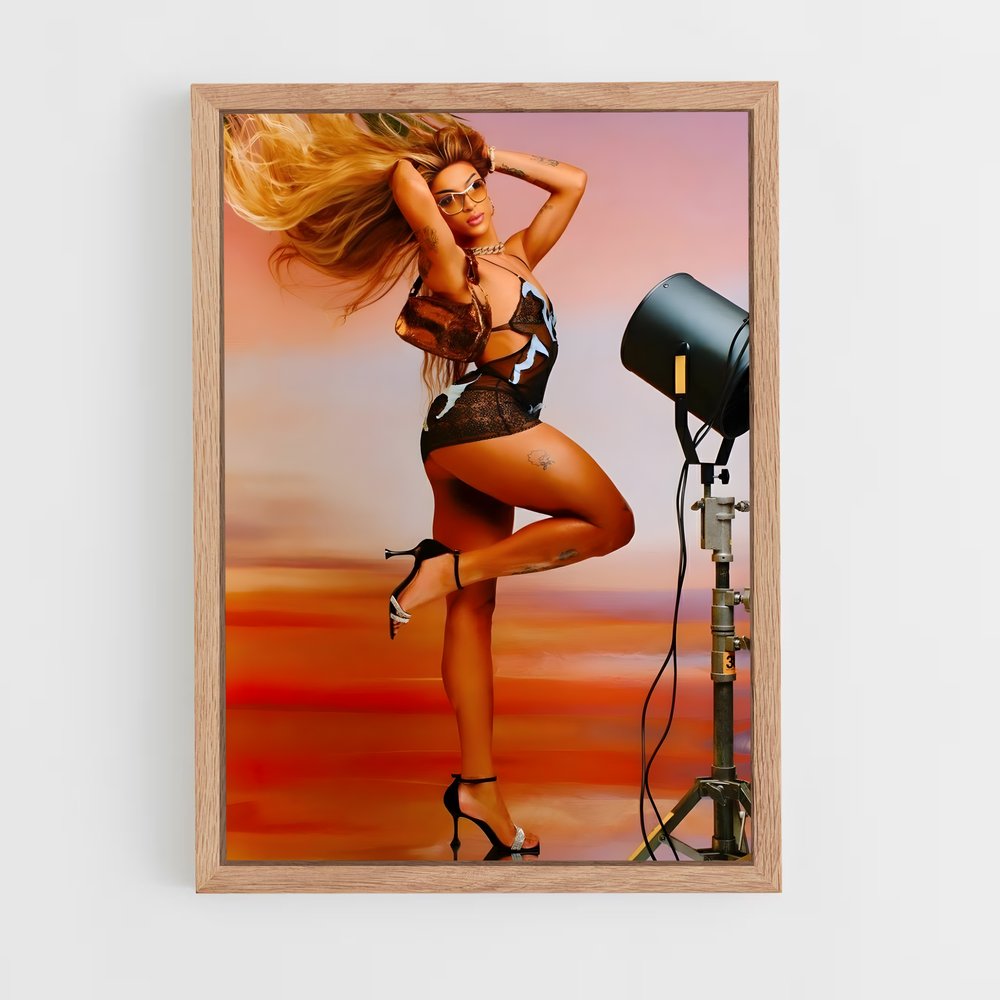 ap-pabllo vittar-12 cadre Bois clair