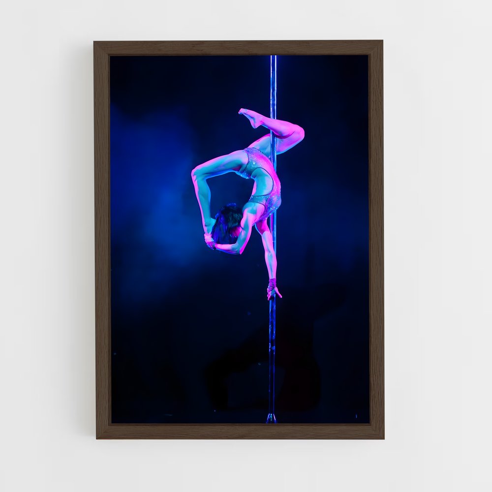 ap-pole theatre world-3 cadre Bois foncé