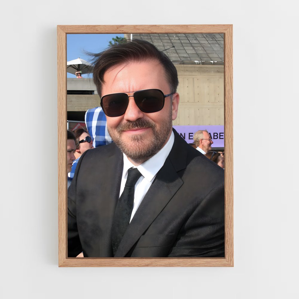 ap-ricky gervais-1 cadre Bois clair