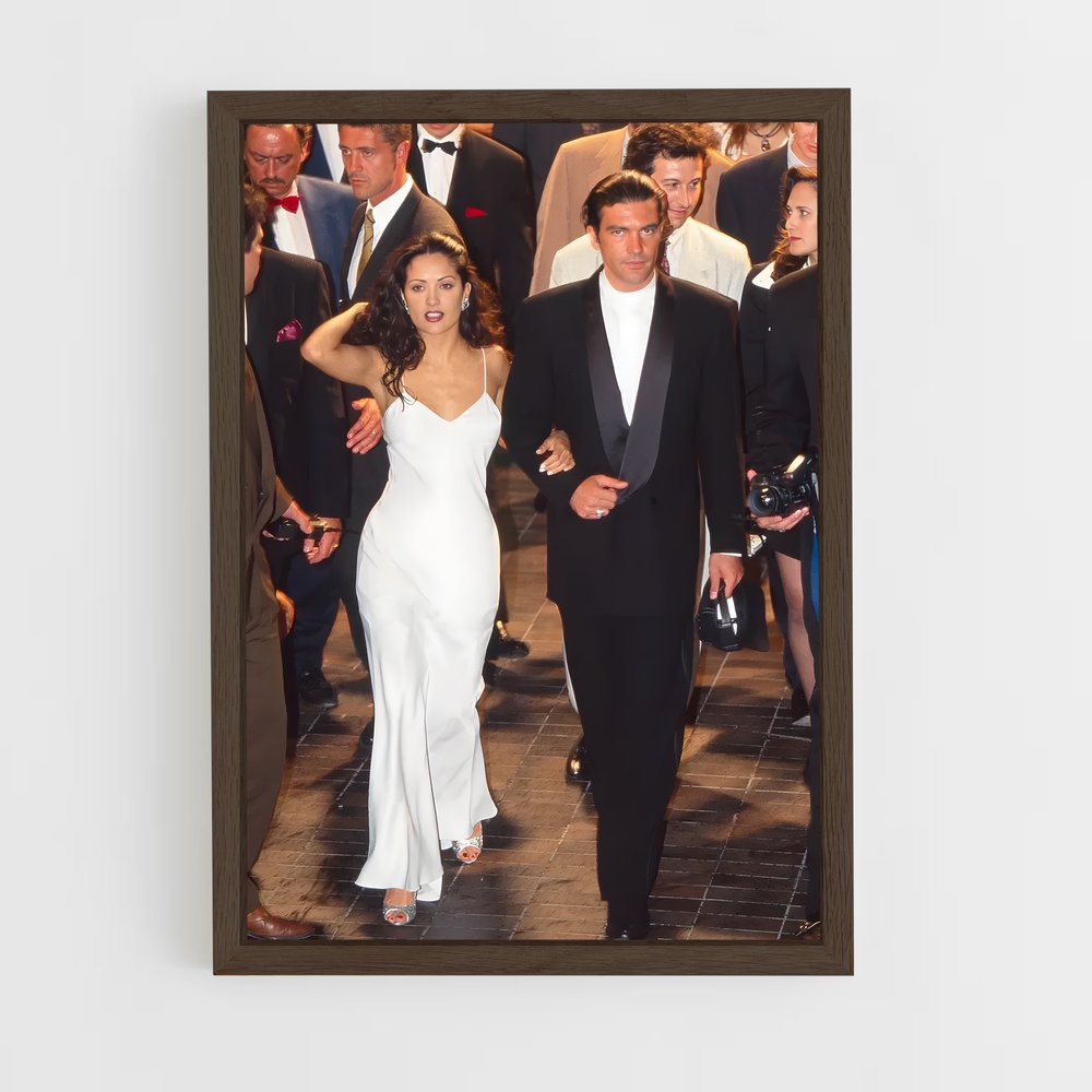 ap-salma hayek-8 cadre Bois foncé