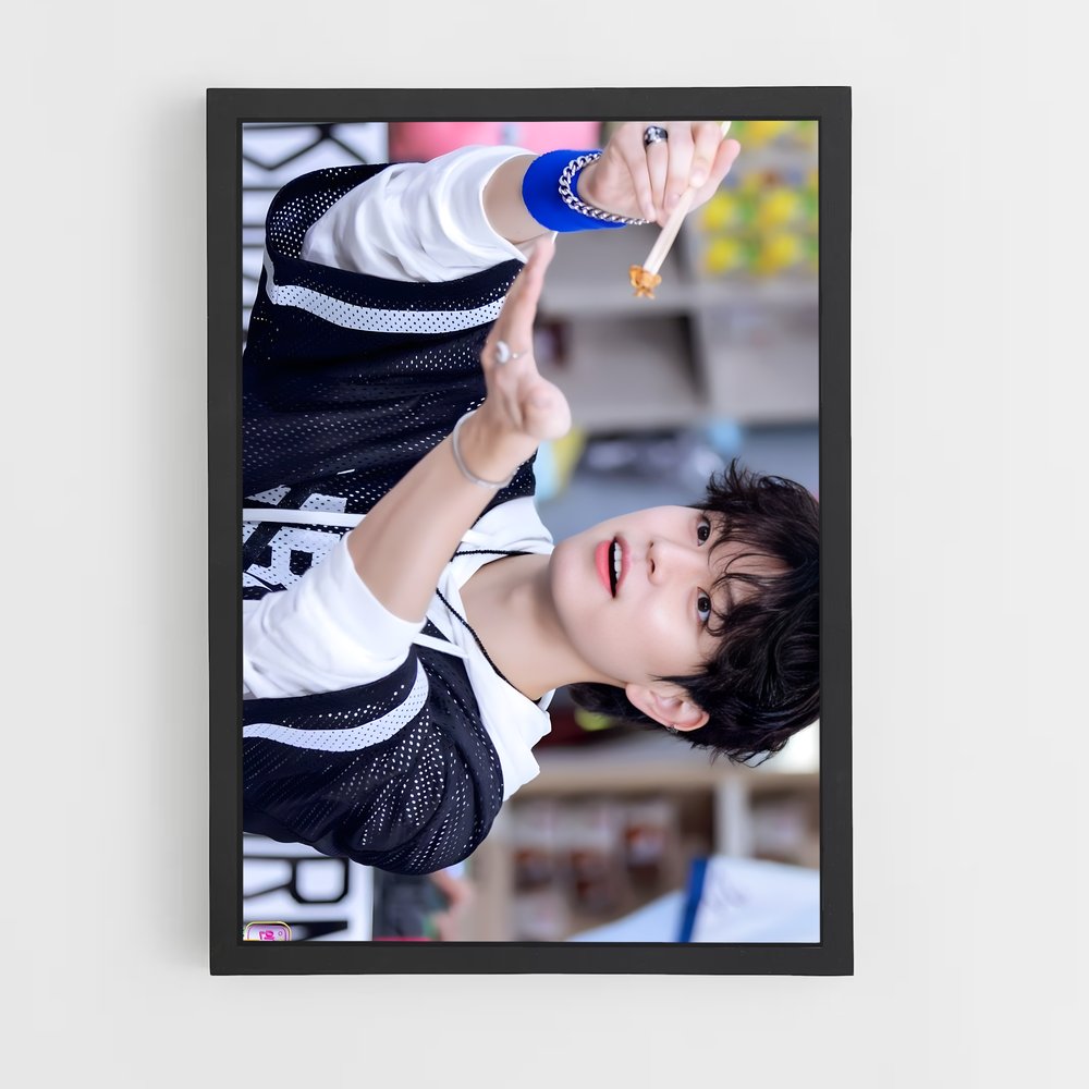 ap-seungmin-3 cadre Noir