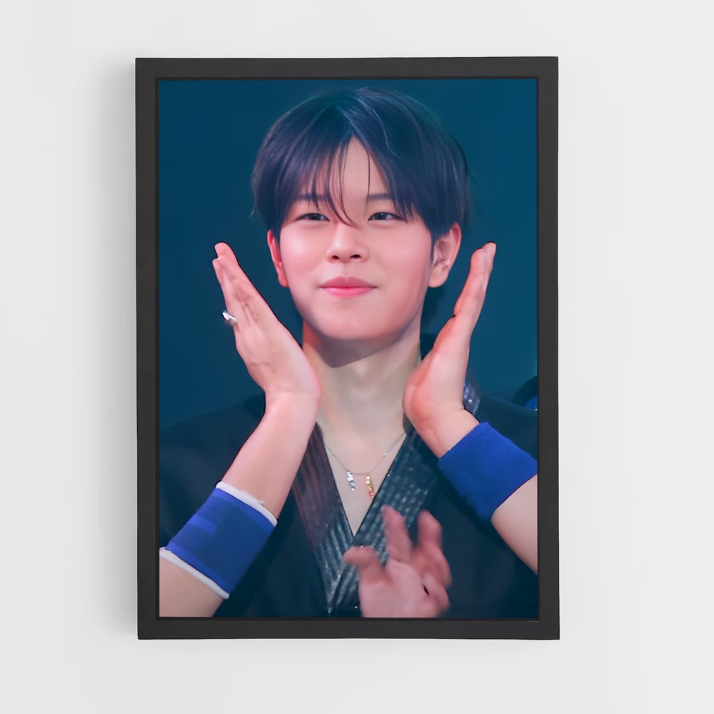 ap-seungmin-4 cadre Noir