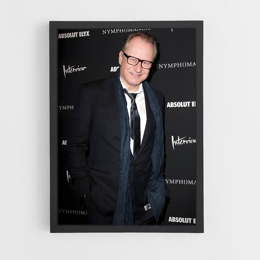 ap-stellan skarsgård-1 cadre Noir