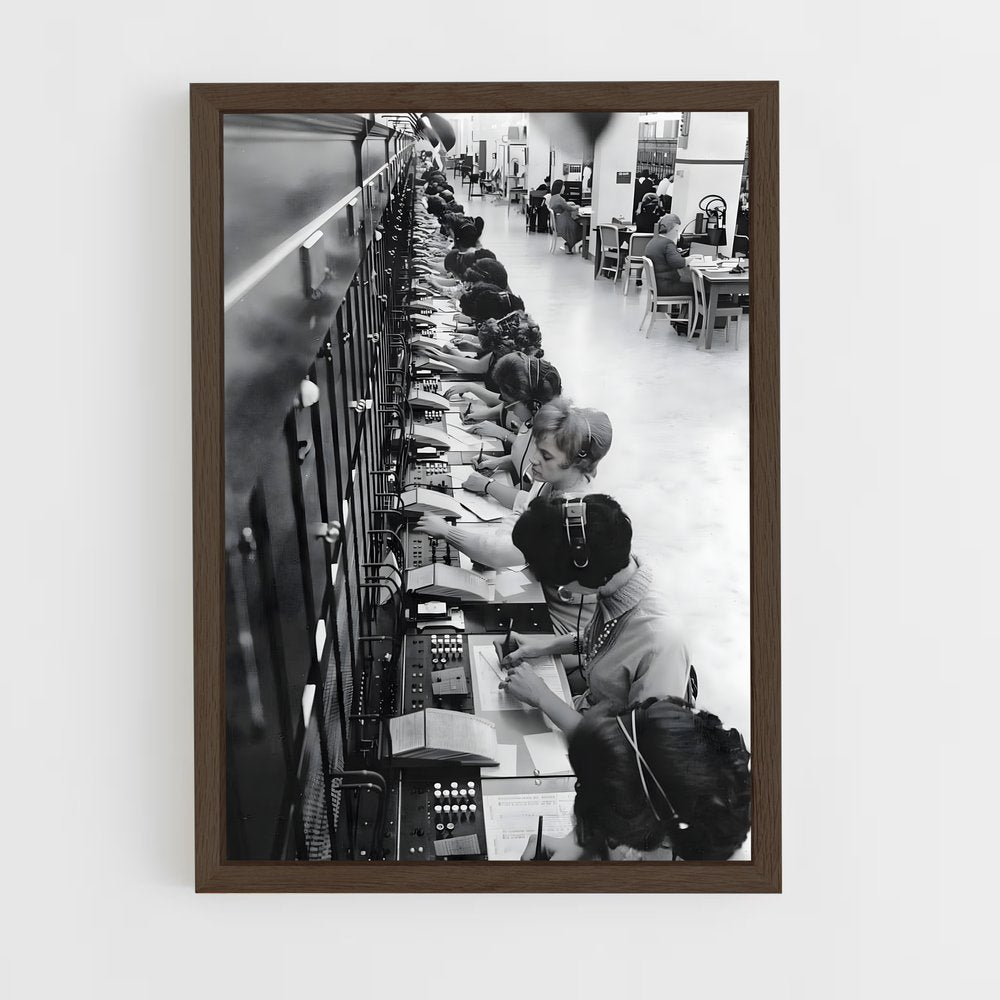 ap-telephone operator-2 cadre Bois foncé