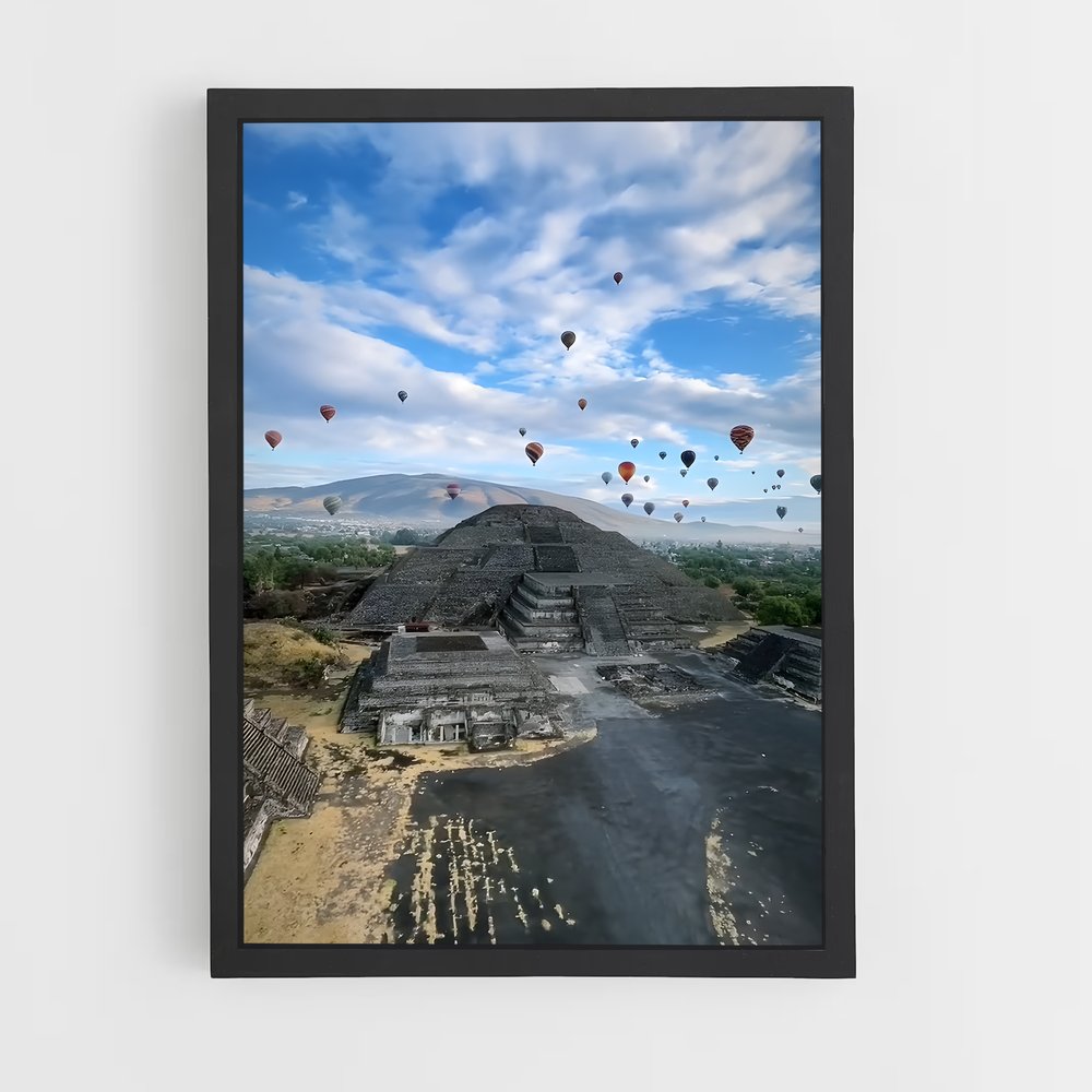 ap-teotihuacan pyramids-1 cadre Noir