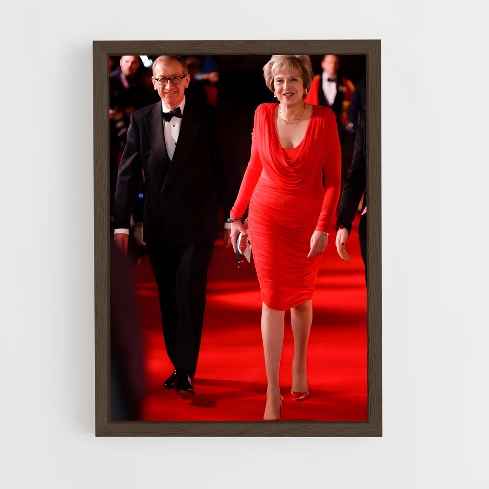 ap-theresa may-6 cadre Bois foncé