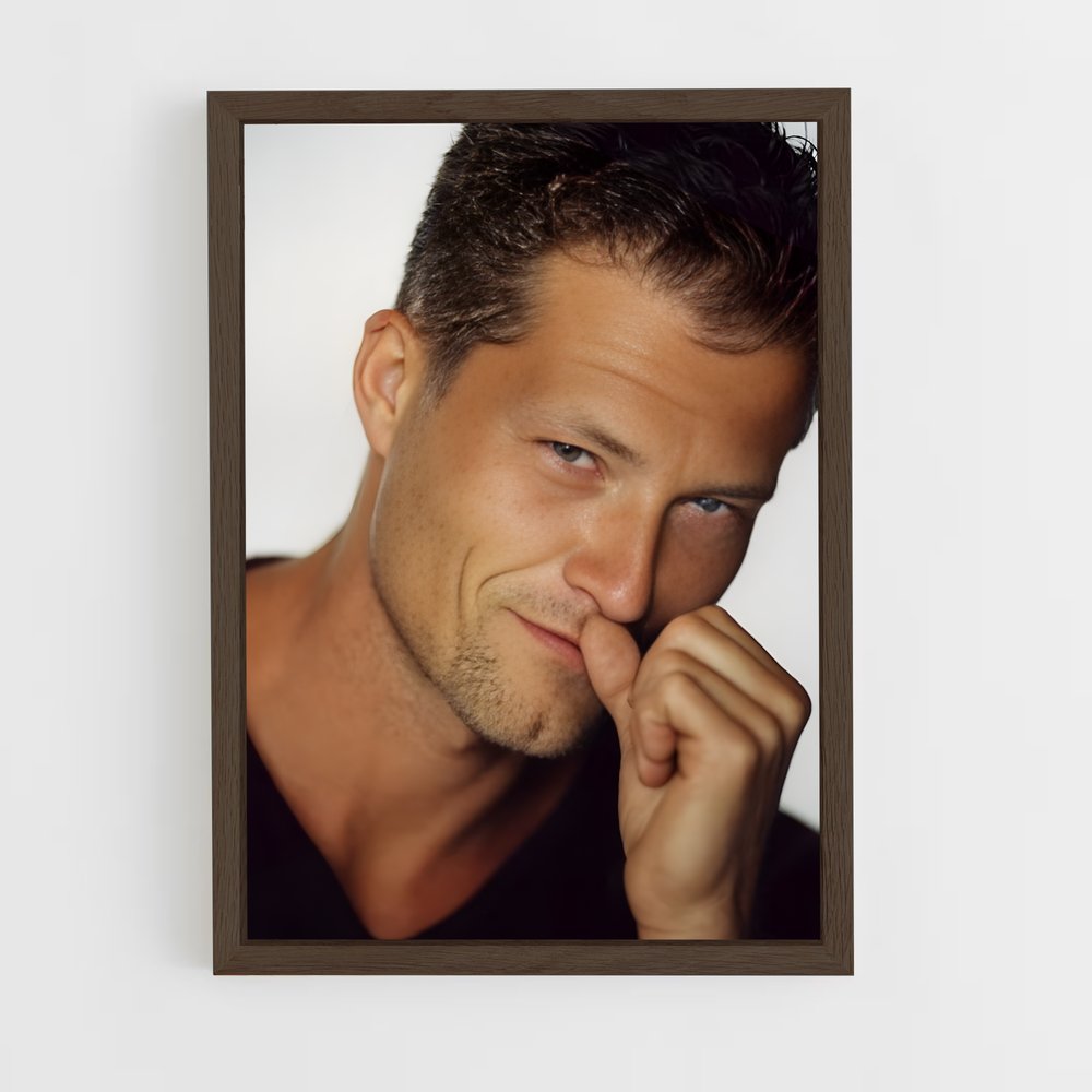 ap-til schweiger-4 cadre Bois foncé