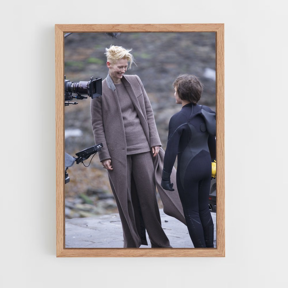 ap-tilda swinton-7 cadre Bois clair