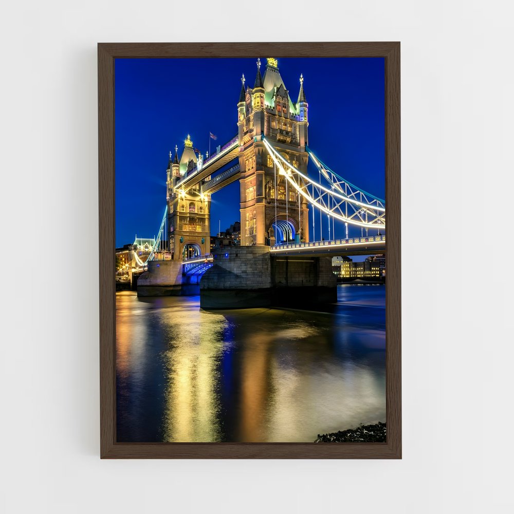 ap-tower bridge-5 cadre Bois foncé