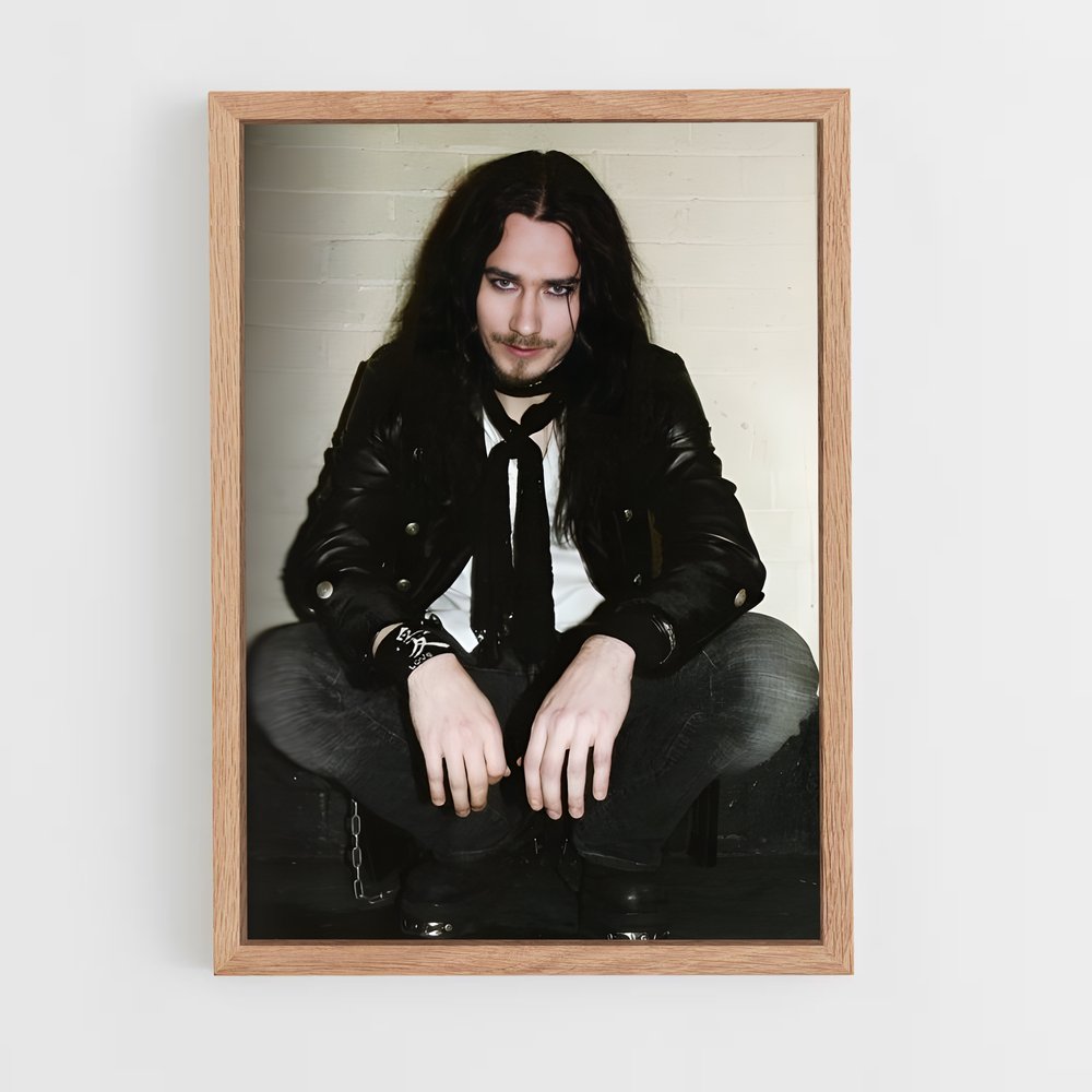 ap-tuomas holopainen-1 cadre Bois clair