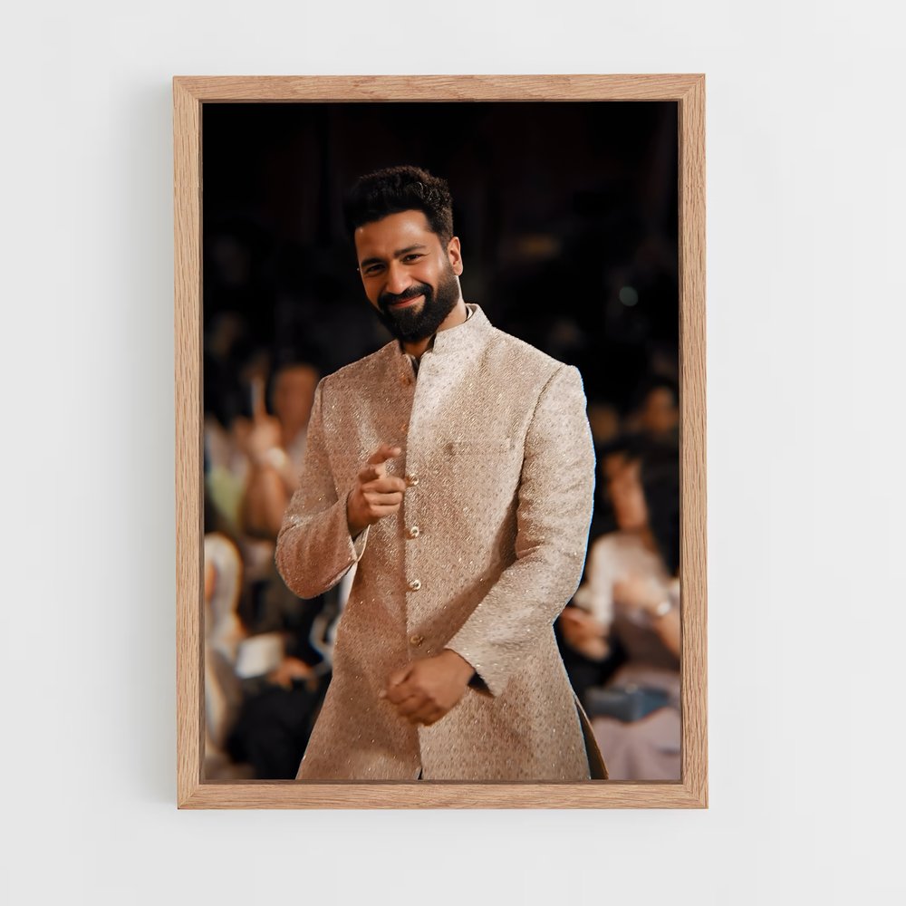 ap-vicky kaushal-3 cadre Bois clair