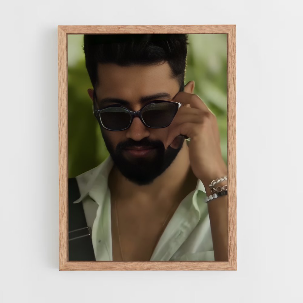 ap-vicky kaushal-8 cadre Bois clair