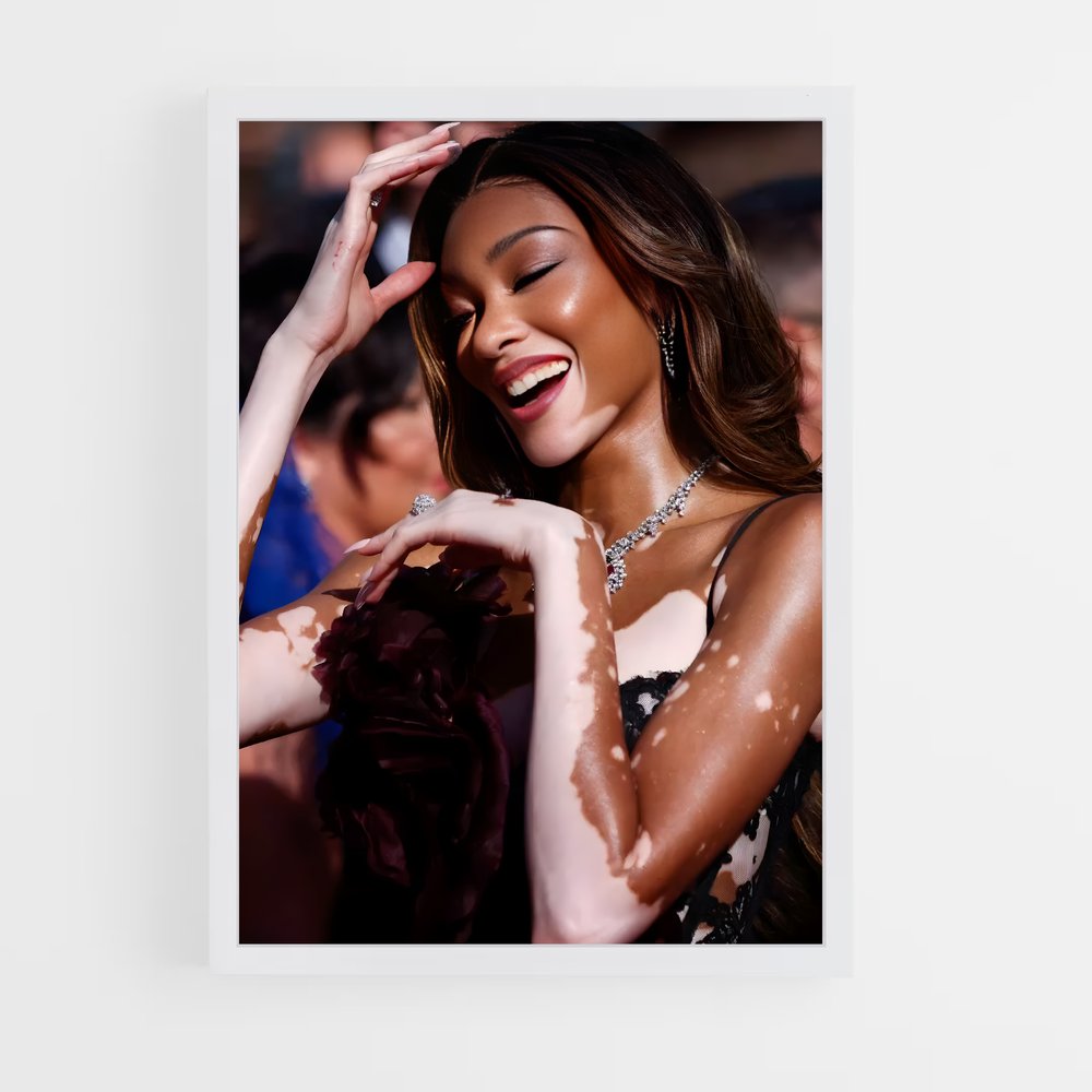ap-winnie harlow-3 cadre Blanc