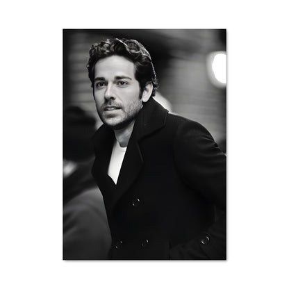 Poster Zachary levi 8618