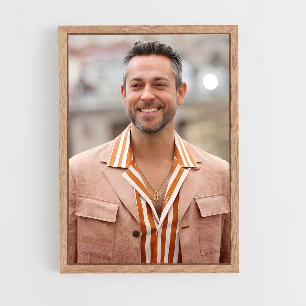 ap-zachary levi-5 cadre Bois clair