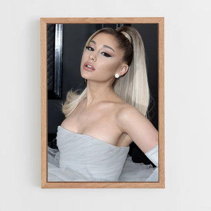 Poster alla moda di Ariana Grande