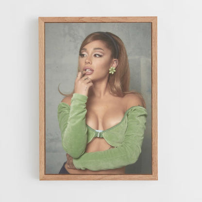 Poster Ariana Grande Verde