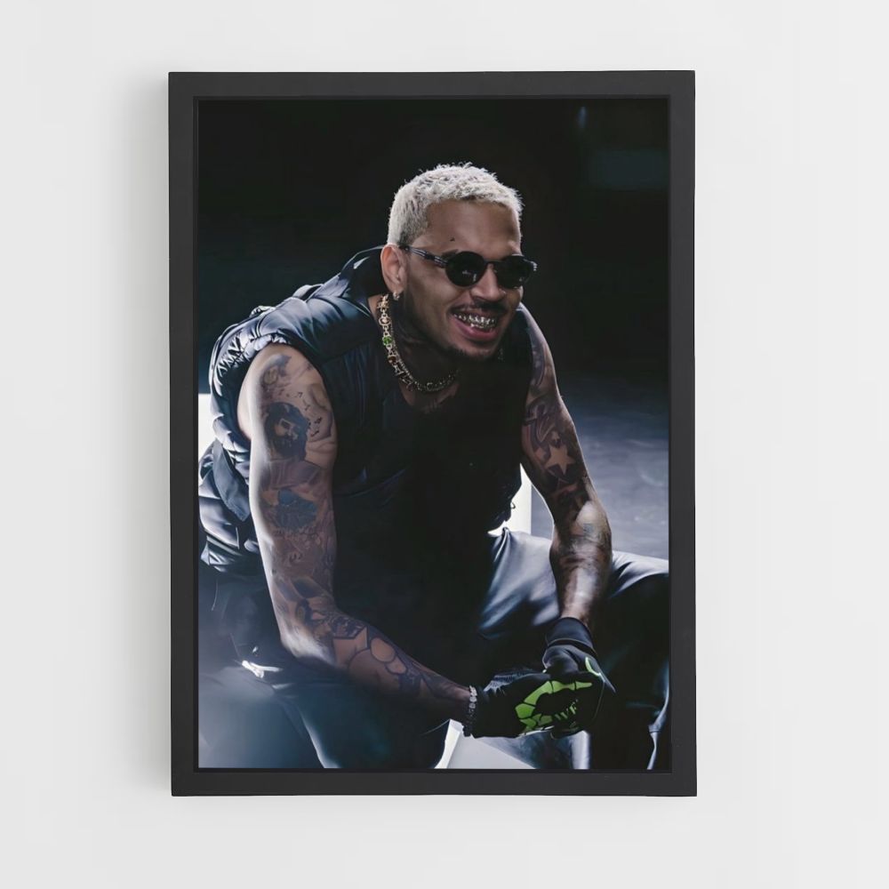 Poster sorridente di Chris Brown